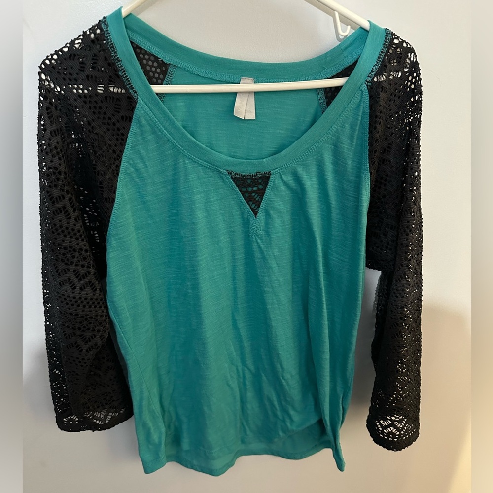 Vanity Teal and Black Long Sleeve Top